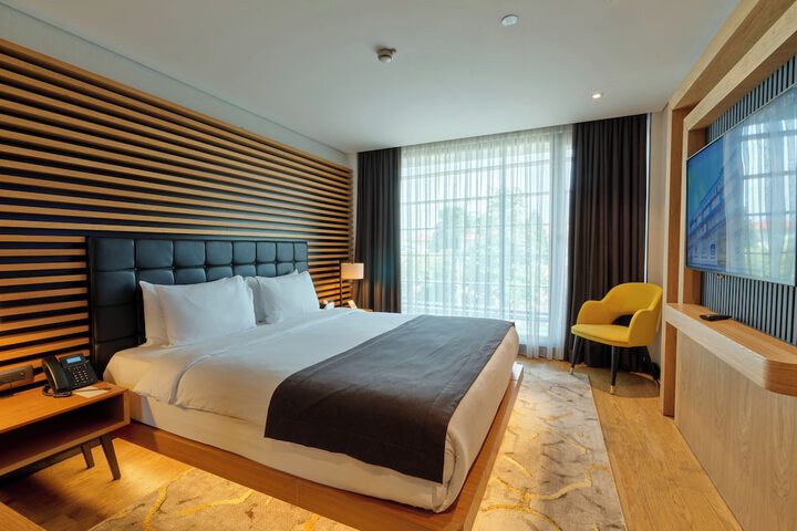 Room 57 of 203