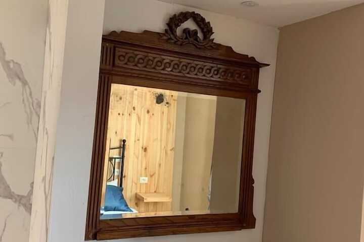 Room 14 of 17