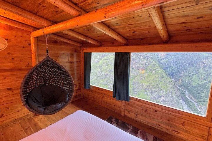Room 7 of 36