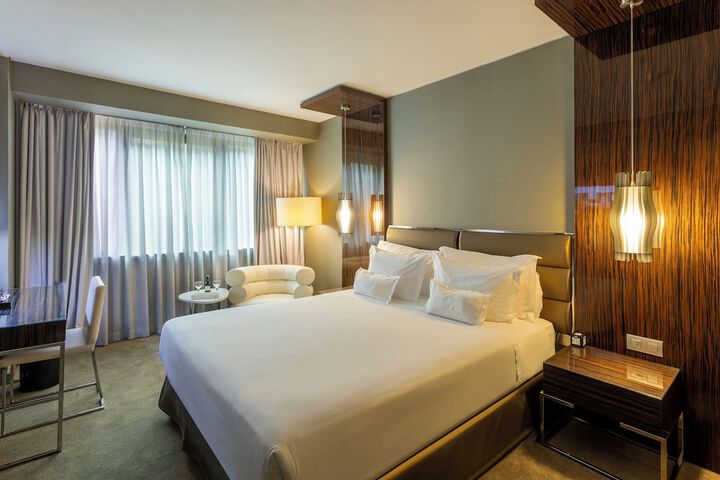 Room 34 of 84