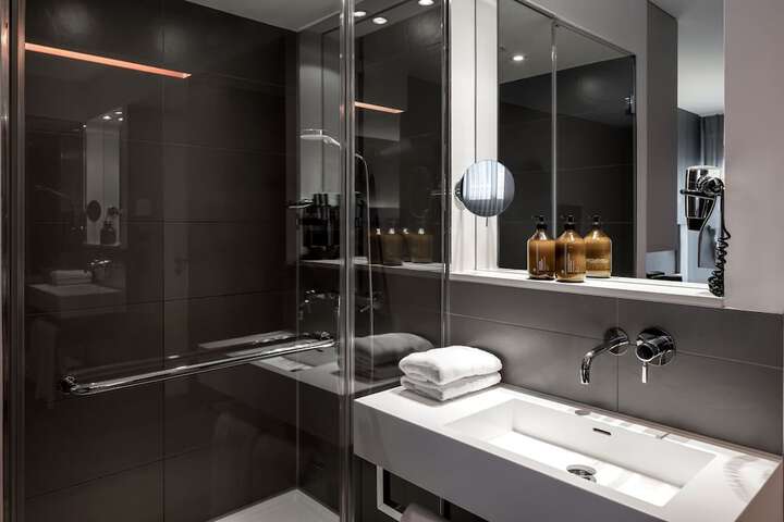 Clean Restrooms
