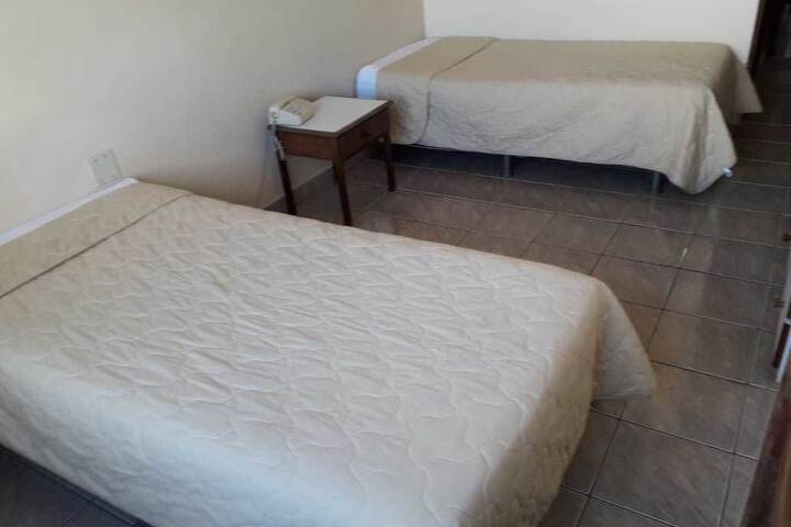 Room 3 of 10