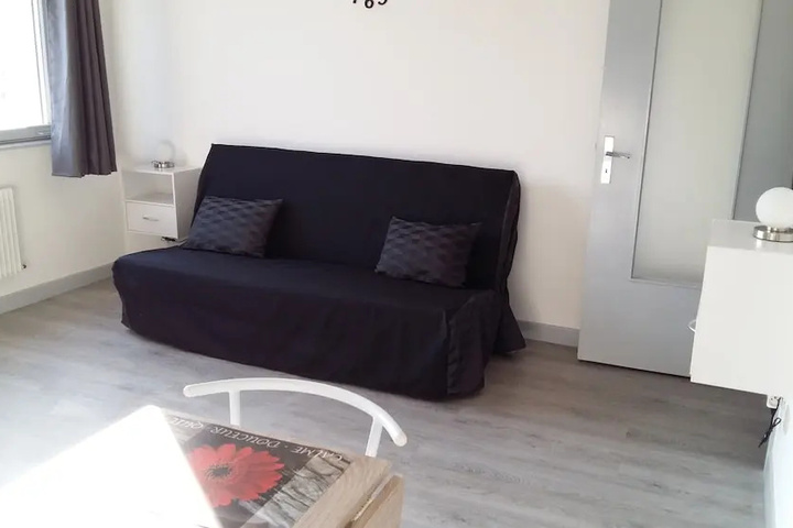 Room 3 of 11
