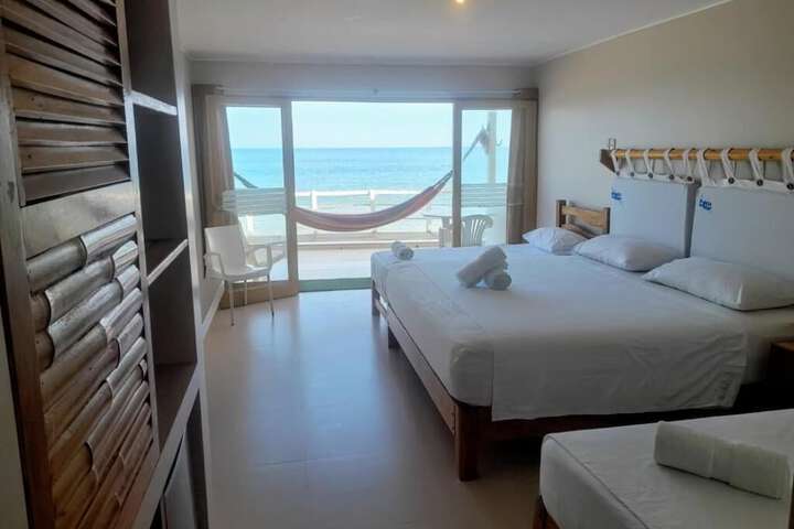 Room 4 of 30
