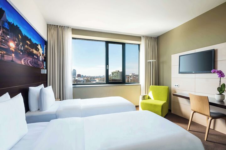 Room 15 of 67