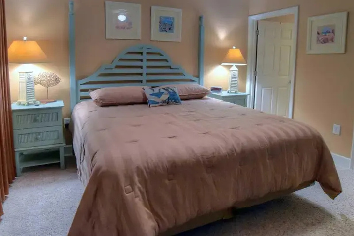 Room 3 of 16