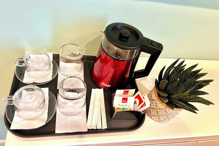 Breakfast/Coffee Service 17 of 26