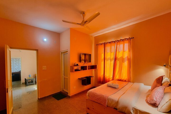 Room 14 of 34