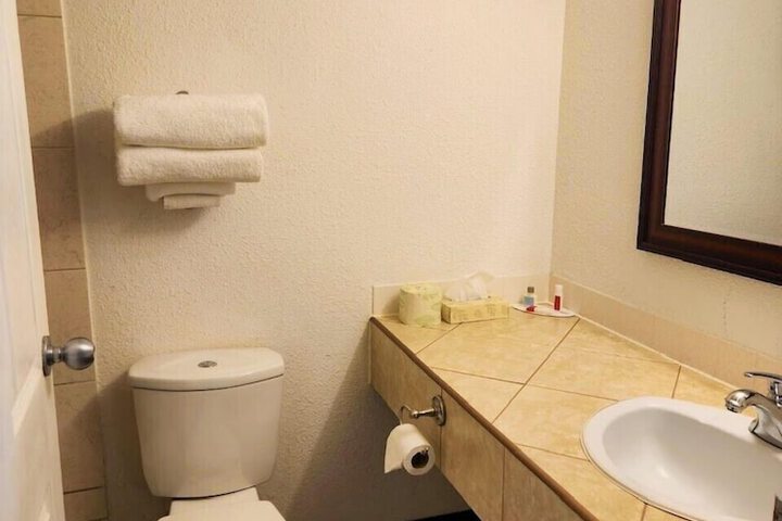Room 15 of 21