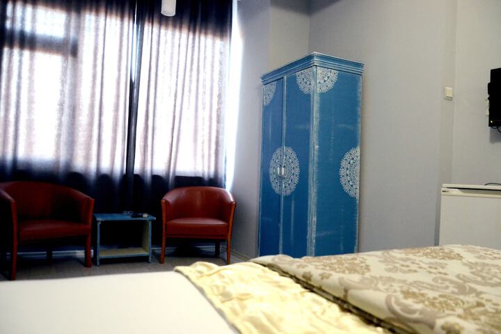 Room 16 of 39