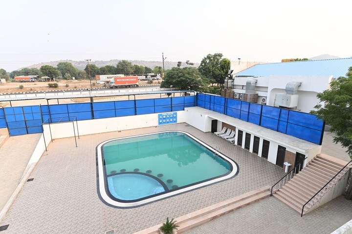 Pool 7 of 19