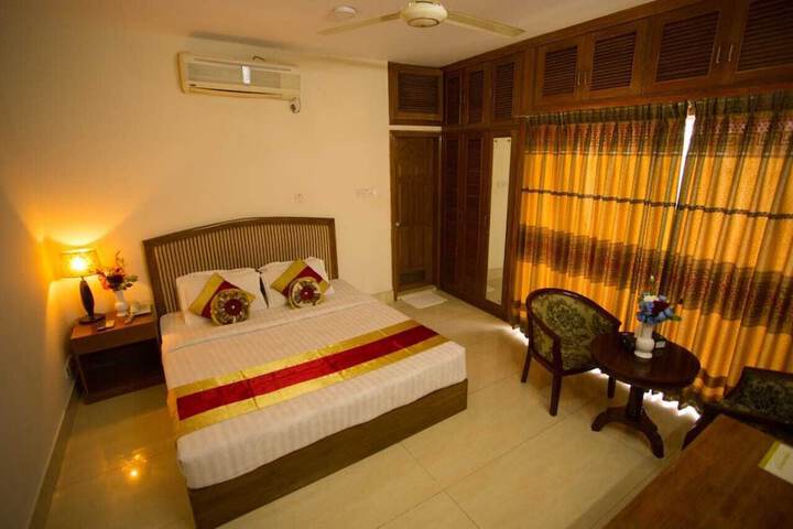 Room 20 of 38