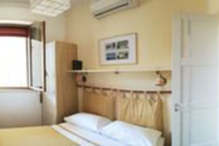 Room 35 of 70