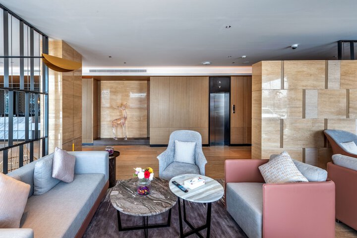 Hotel Interior 4 of 17