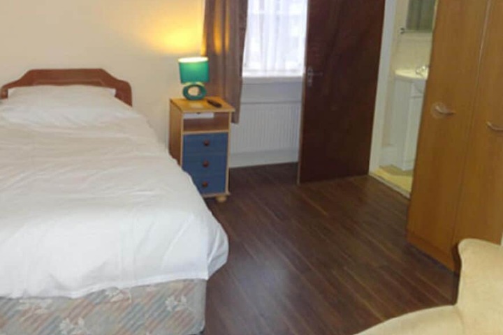 Room 3 of 26
