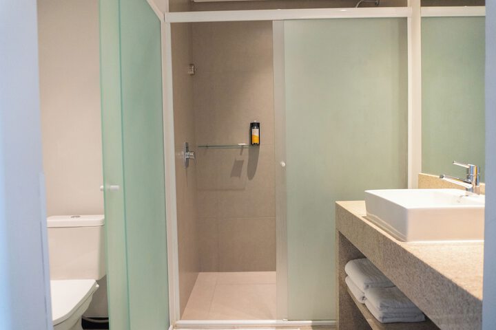 Room 9 of 21