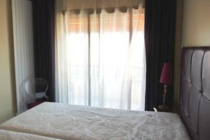 Room 5 of 20
