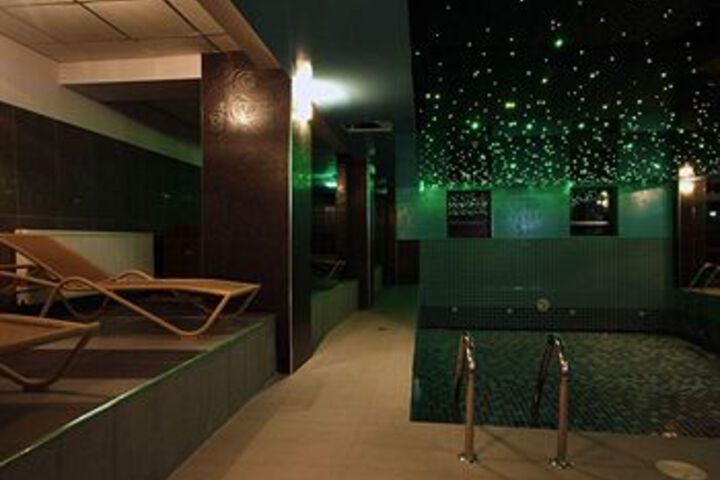 Pool 16 of 29
