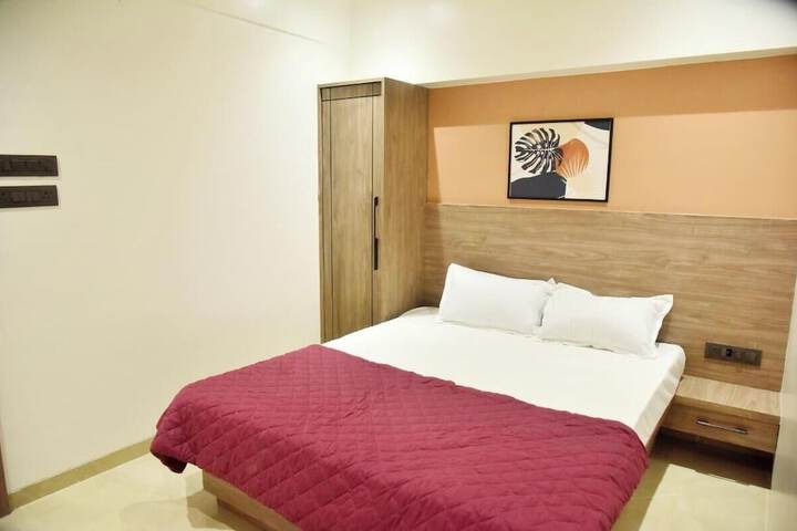 Room 19 of 53