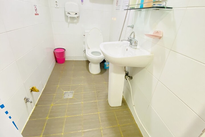 Bathroom Interior Photo
