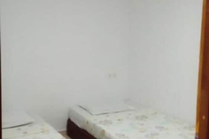 Room 10 of 57