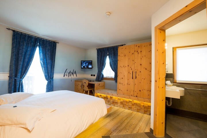 Room 15 of 39