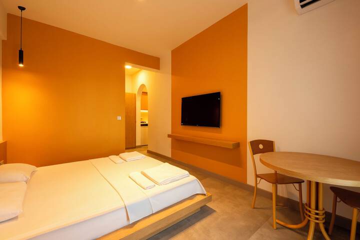 Room 3 of 23