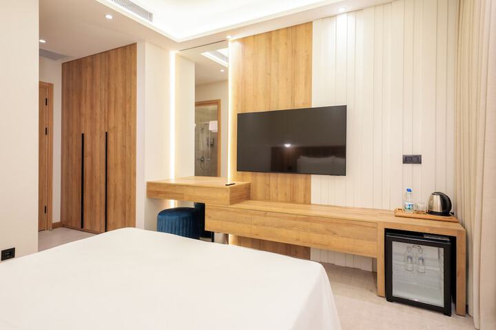 Room 20 of 37