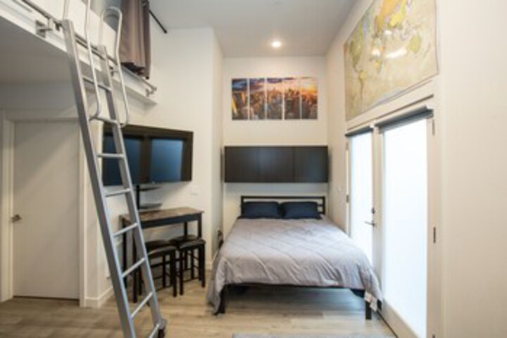 Room 20 of 27