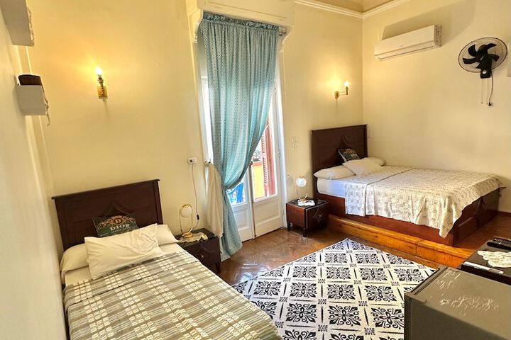 Room 20 of 35