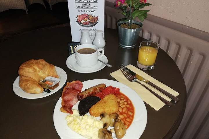 Breakfast/Coffee Service 43 of 47