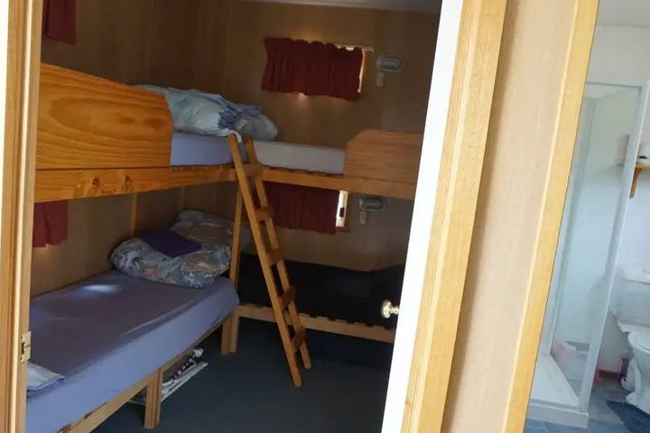 Room 3 of 11