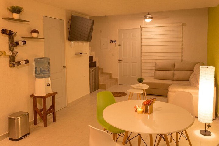Room 11 of 24