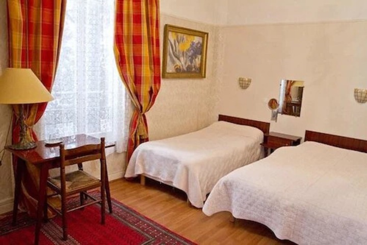 Room 8 of 41