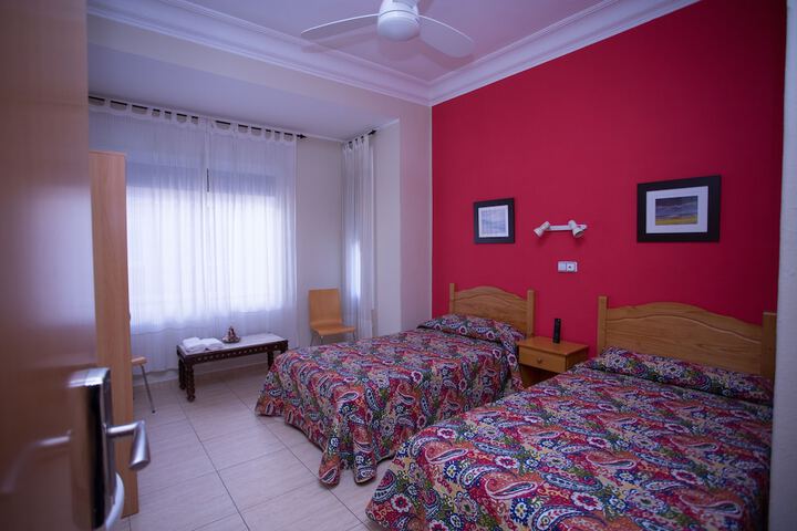 Room 9 of 20