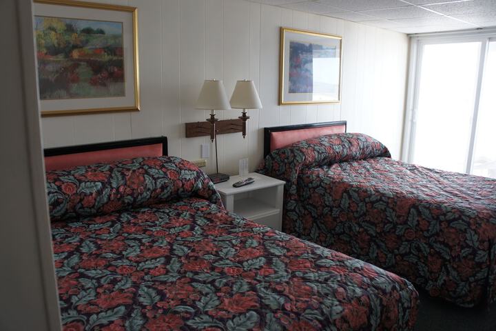 Room 6 of 39