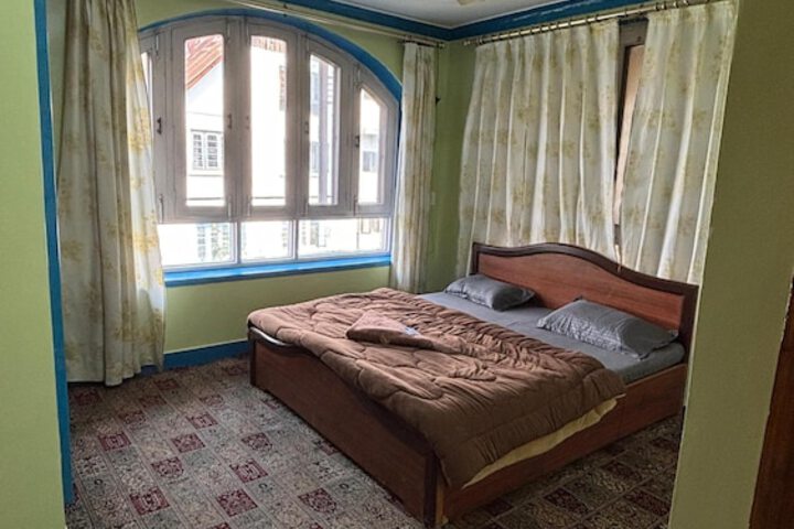 Room 17 of 61