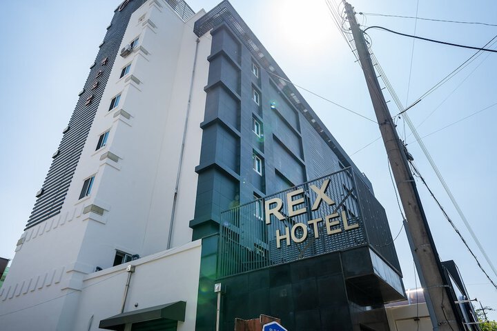 Hotel 36 of 37