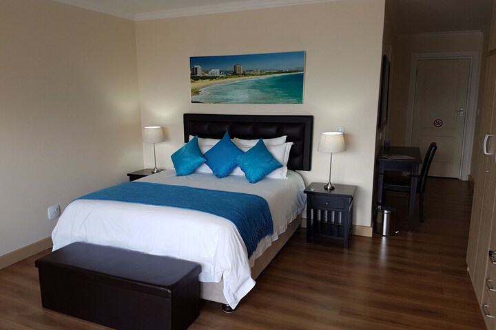Room 21 of 104
