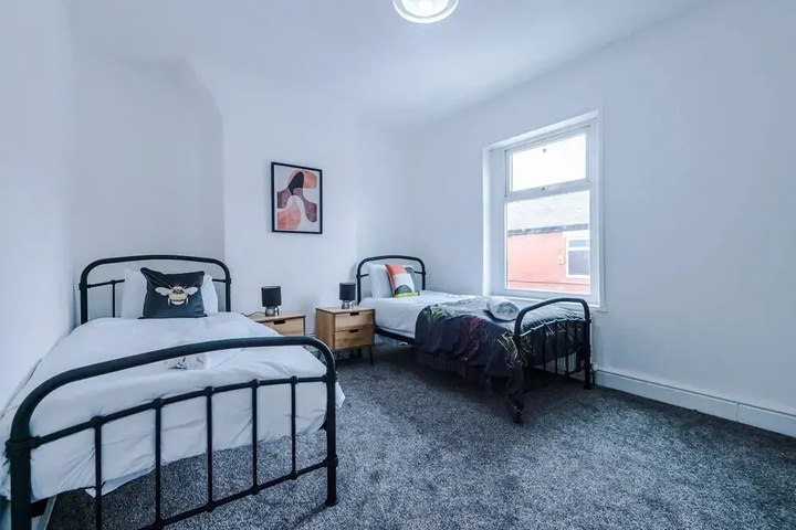 Room 3 of 12