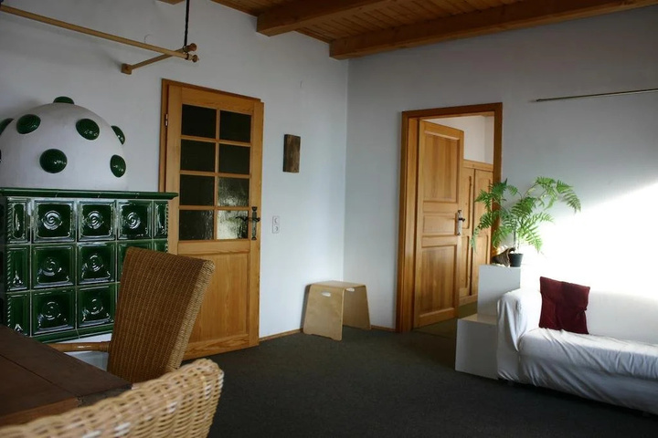 Room 5 of 13