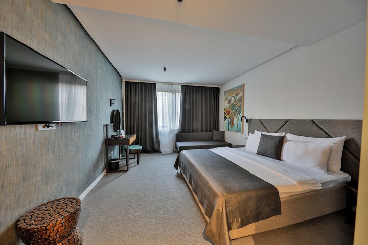 Room 15 of 70