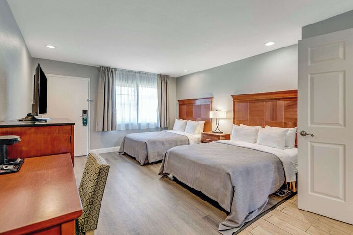 Room 7 of 36