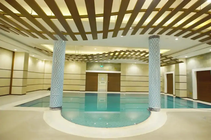 Spa 3 of 4