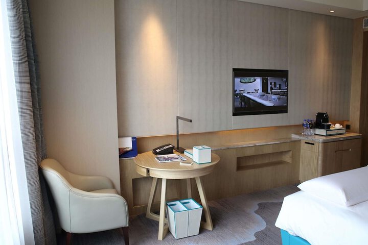 Room 16 of 86