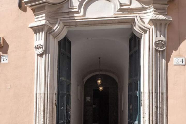B & B Loophouse Spanish Steps Apartment