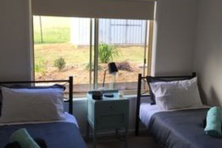 Room 11 of 20