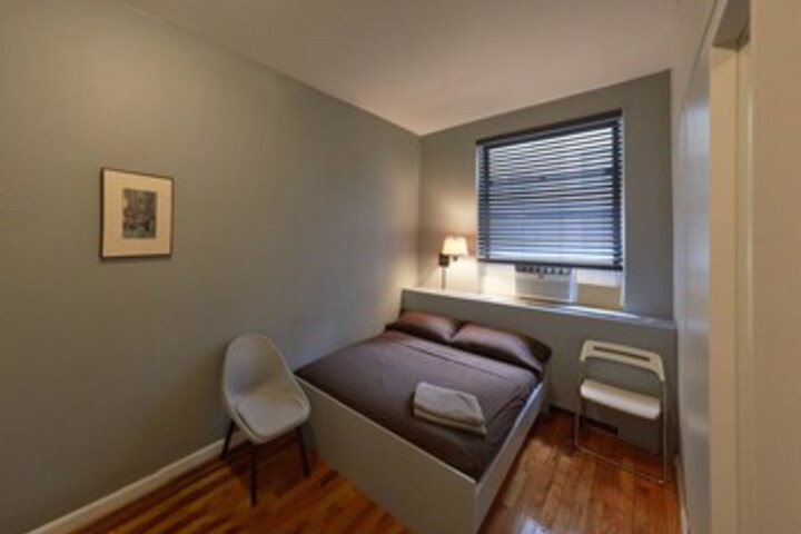 Room 37 of 79