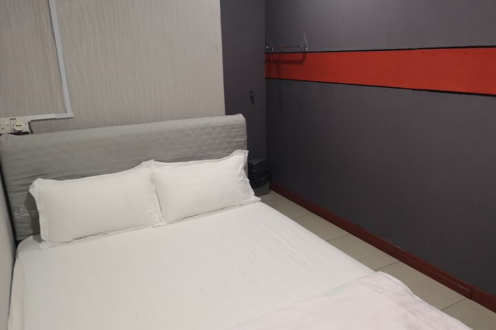 Room 21 of 52