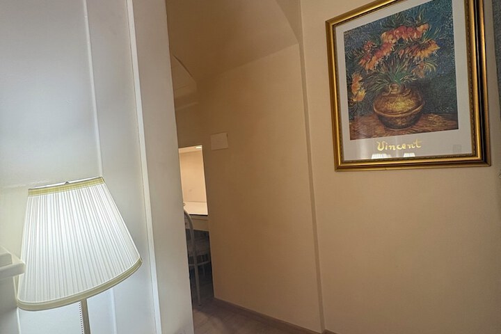 Room 139 of 266
